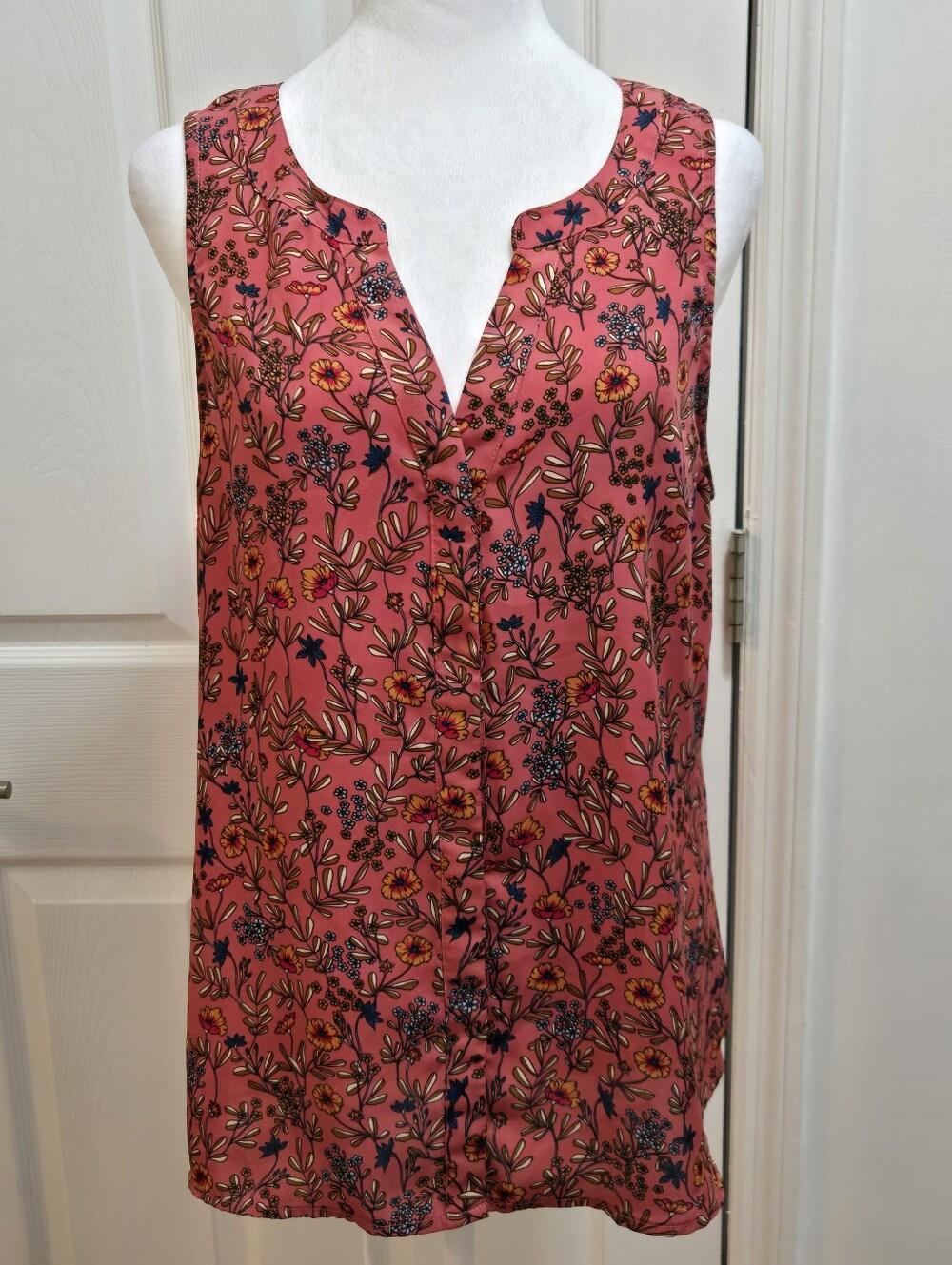 Sanctuary Dark Pink Floral Button-Down Sleeveless Blouse, XL